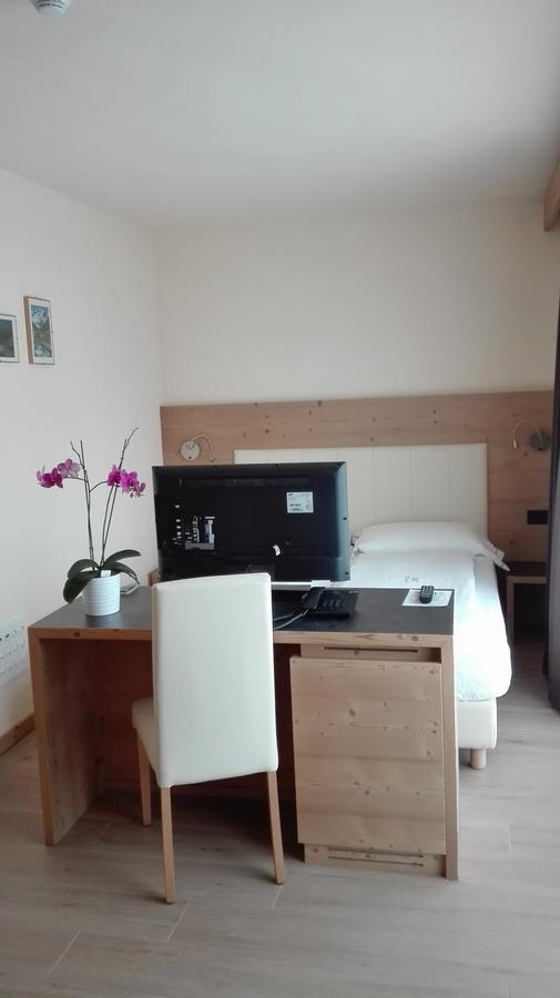 Hotel Silvestri Livigno Cameră foto